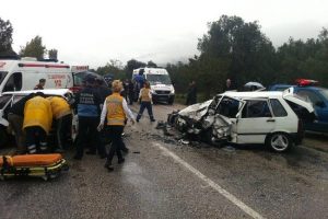 Bursa'da feci kazada can pazarı: 10 yaralı