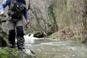PKK'lılar balık tutan vatandaşları tartakladı