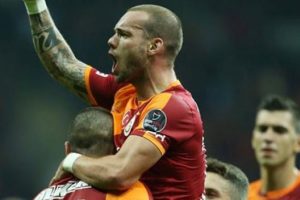 Sneijder'den Chelsea a&ccedil;ıklaması! Gidecek mi?