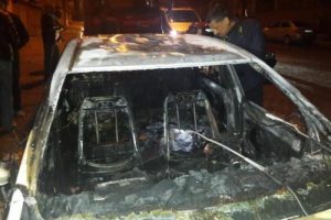 Uzman &ccedil;avuşun otomobiline motolof kokteyli attılar