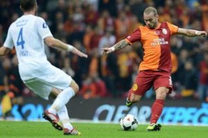 Sneijder Chelsea'ye gidecek mi?