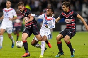 Lyon 1 puanı zor kurtardı!