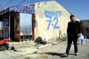 Bu market depremi unutturmuyor