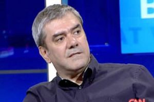 O m&uuml;ezzine hakkını helal etmedi!
