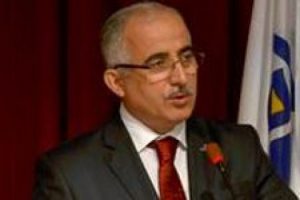 Protesto edilen Eskişehir Valisi arka kapıdan &ccedil;ıktı