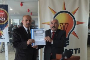 &Ccedil;il, İznik Belediye Başkanlığı i&ccedil;in aday adayı