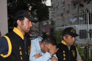 İzlediği filmden esinlendi, soygun yaptı