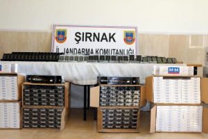 2 milyon liralık ka&ccedil;ak cep telefonu ele ge&ccedil;irildi