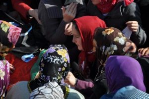 Sigara y&uuml;z&uuml;nden &ouml;len kız toprağa verildi