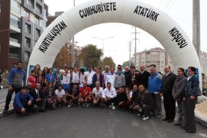 "Kurtuluştan Cumhuriyet'e Atat&uuml;rk Koşusu"