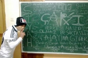 &Uuml;niversiteli gen&ccedil;lerin kahreden kazası: 3 &ouml;l&uuml;