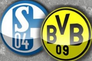 Schalke - Dortmund derbisi olaylı başladı