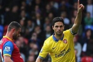 Arsenal Crystal Palace'tan 3 puanla d&ouml;nd&uuml;