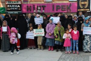 Bursa'da 'Peygamber Sevdalıları'ndan PKK protestosu