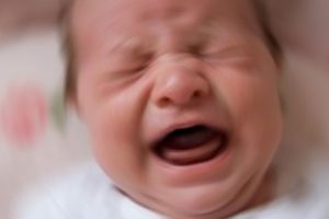 Yol kenarına terkedilen bebek bulundu