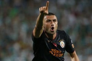 Burak Yılmaz gol orucunu bozdu