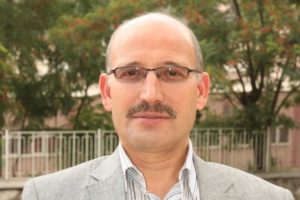 Cumhuriyet'i şehitlerimize bor&ccedil;luyuz
