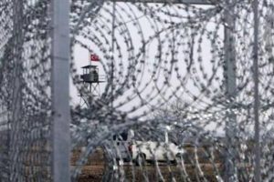 Bulgaristan'dan T&uuml;rkiye sınırına tel &ouml;rg&uuml;