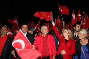 Karşıyaka'da Cumhuriyet coşkusu