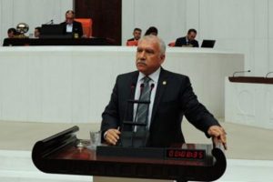 &Ouml;zg&uuml;m&uuml;ş'ten baş&ouml;rt&uuml;l&uuml; vekile destek