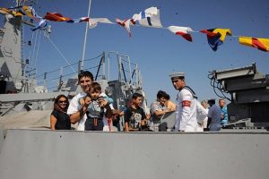 "TCG-Kumkale" ve "TCG-Karabiga" ziyarete a&ccedil;ıldı