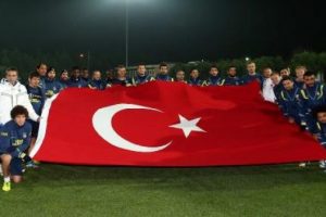 Fenerbah&ccedil;e, Cumhuriyet Bayramı'nı kutladı