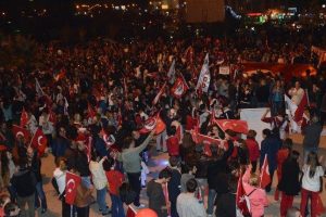 Kocaeli'de Cumhuriyet y&uuml;r&uuml;y&uuml;ş&uuml;