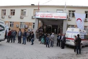 Şemdinli'de patlama: 1 &ouml;l&uuml;, 1 yaralı