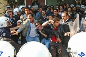 İzmir'de 35 TGB &uuml;yesine g&ouml;zaltı