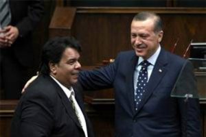 Balık Ayhan'dan Başbakan'a şarkı