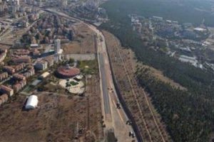 G&ouml;k&ccedil;ek: Şu yolun g&uuml;zelliğine bakın