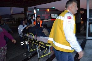 G&uuml;neş enerjisini tamir ederken &ccedil;atıdan d&uuml;şt&uuml;