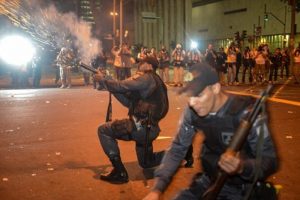 Brezilya'da yine protesto