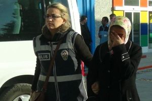 Su&ccedil; ortağı karısı