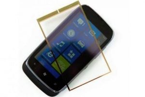 'Apple g&uuml;neş enerjili iPhone &uuml;retecek'