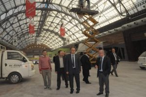 Modef kapılarını a&ccedil;ıyor