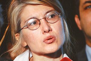 'Oturup mıy mıy dedikodu yapıyorlar!'