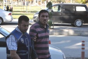 Eski &ccedil;alıştığı işyerini soydu