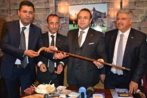 "Dilini uzatan bazı CHP'liler var"