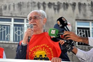"K&uuml;rt sorununun &ccedil;&ouml;z&uuml;m&uuml; federasyonla olur"