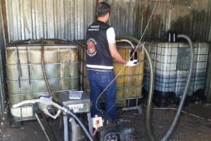 Ka&ccedil;ak akaryakıt operasyonu