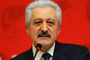 "Alex'e itibarını iade edip..."