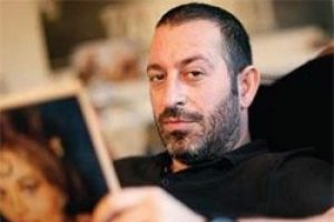 Cem Yılmaz Avusturalya'ya provaya gidiyor
