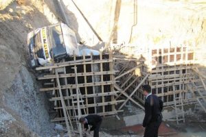 Beton mikserinde feci &ouml;l&uuml;m