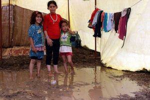 Suriyeli g&ouml;&ccedil;men krizine destek &ccedil;ağrısı
