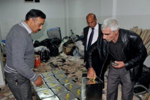 Ka&ccedil;ak pamuk yağı g&ouml;t&uuml;rmek isterken yakalandı