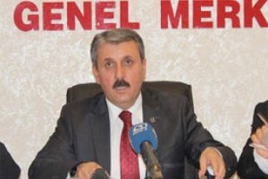 Destici'den baş&ouml;rt&uuml;l&uuml; vekil a&ccedil;ıklaması