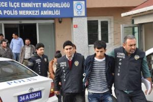 20 kilo esrarla yakalandı 'i&ccedil;iciyim' dedi