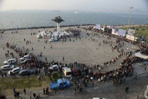 İzmir'de horonlu rekor denemesi