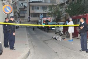 Hastaneye 20 metre kala &ouml;ld&uuml;